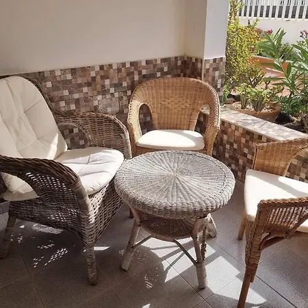 Casa Gales: Relax Next To The Sea For Families * Corralejo
